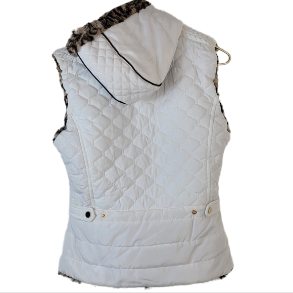 Adriana Vest Animal Print Faux Fur Reversible quilted Medium NEW - Picture 8 of 16